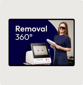 Szkolenie stacjonarne z usuwania tatuażu i makijażu permanentnego – Kristina Malinina prowadzi wykład dla uczestniczek