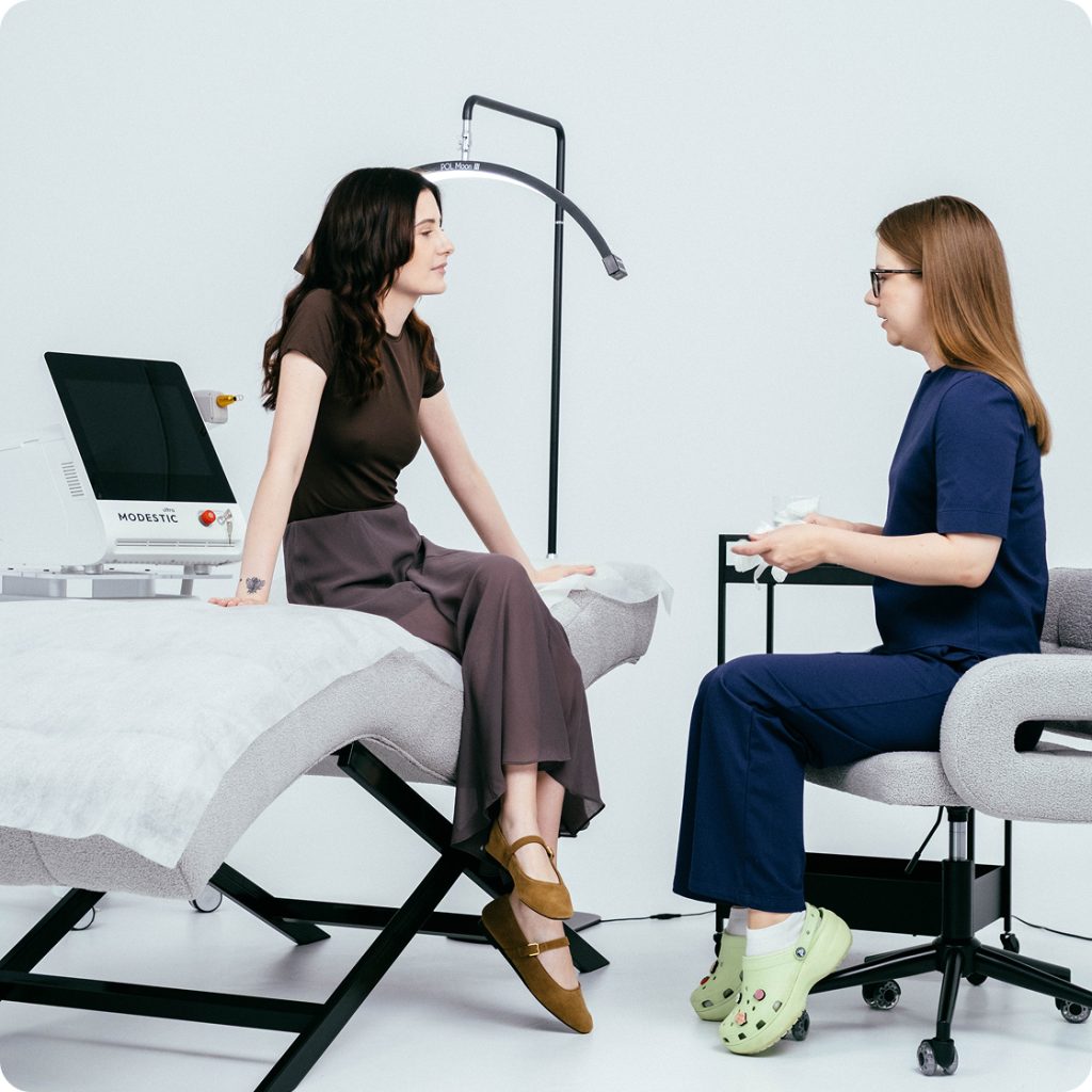 modestic kristina malinina usuwanie makijazu permanentnego i tatuaży