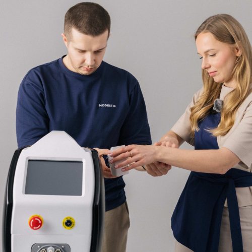 Szkolenie z obsługi lasera Modestic do usuwania makijażu permanentnego